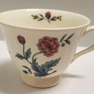 Wedgwood of Etruria & Barlaston  China Williamsburg Potpourri Tea Cup